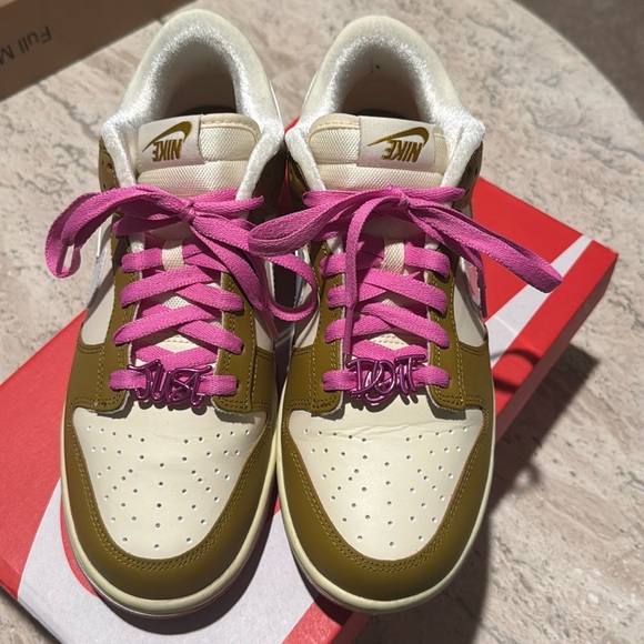 Nike Shoes - Nike Dunk Low